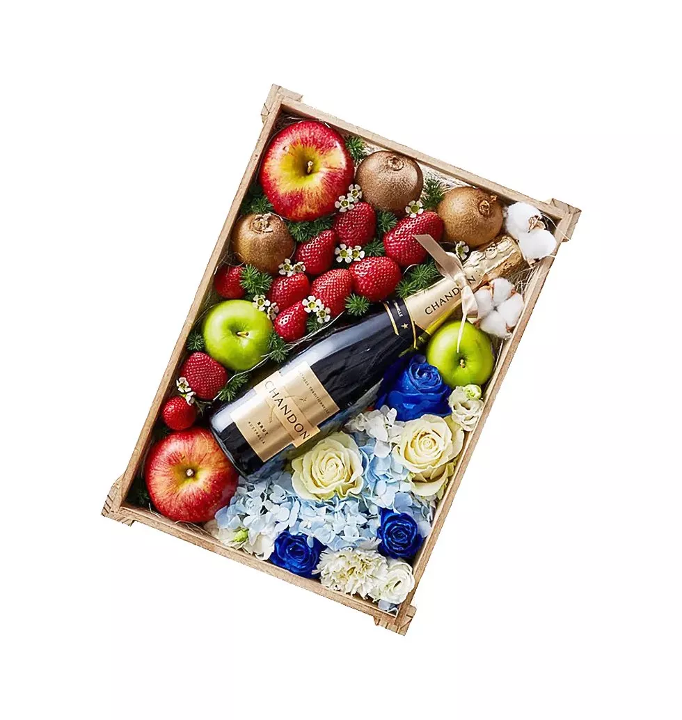 Refined Wine And Fruity Box